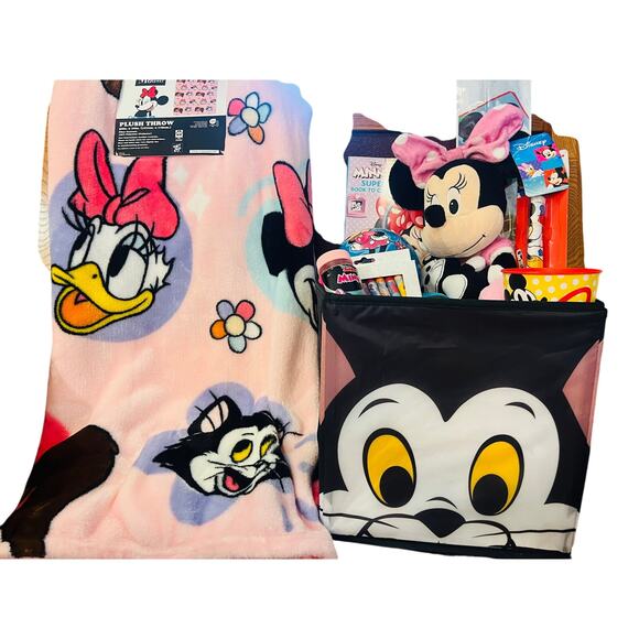 Minnie Mouse large Easter bundle with 50x70 pink soft throw, medium Minnie plush - Picture 1 of 7